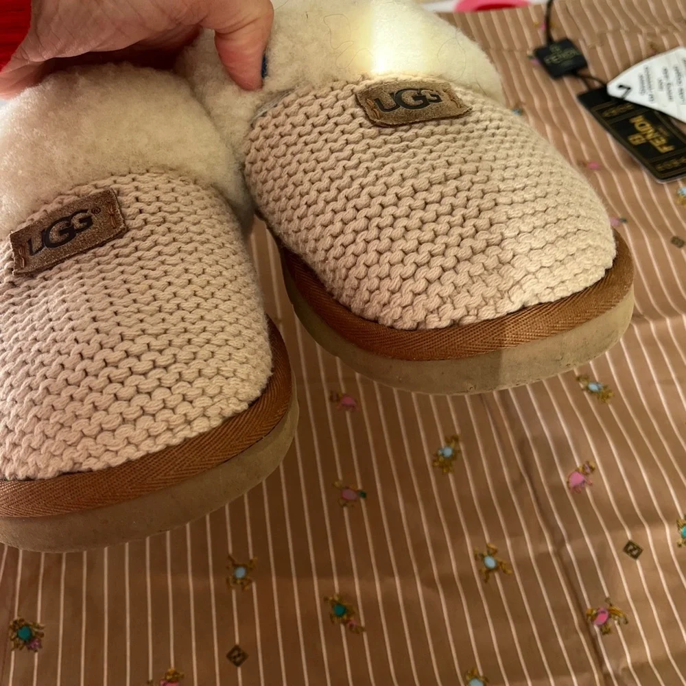 UGG Beige Knit Slippers with Shearling - Picture 6 of 6